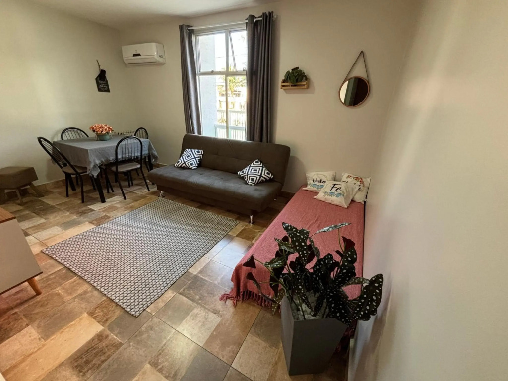 Apartamento beira mar com wifi, ar condicionado, 1 garagem, Check in 11h e Check out 15h
