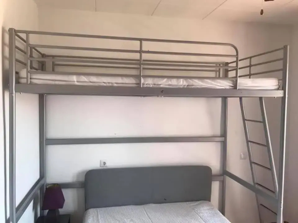 Charmante maisonnette avec piscine communautaire, idéale vacances familiales