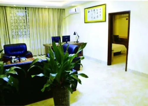 Zhanjiang Dongjian Xiaochengzhixing Hotel