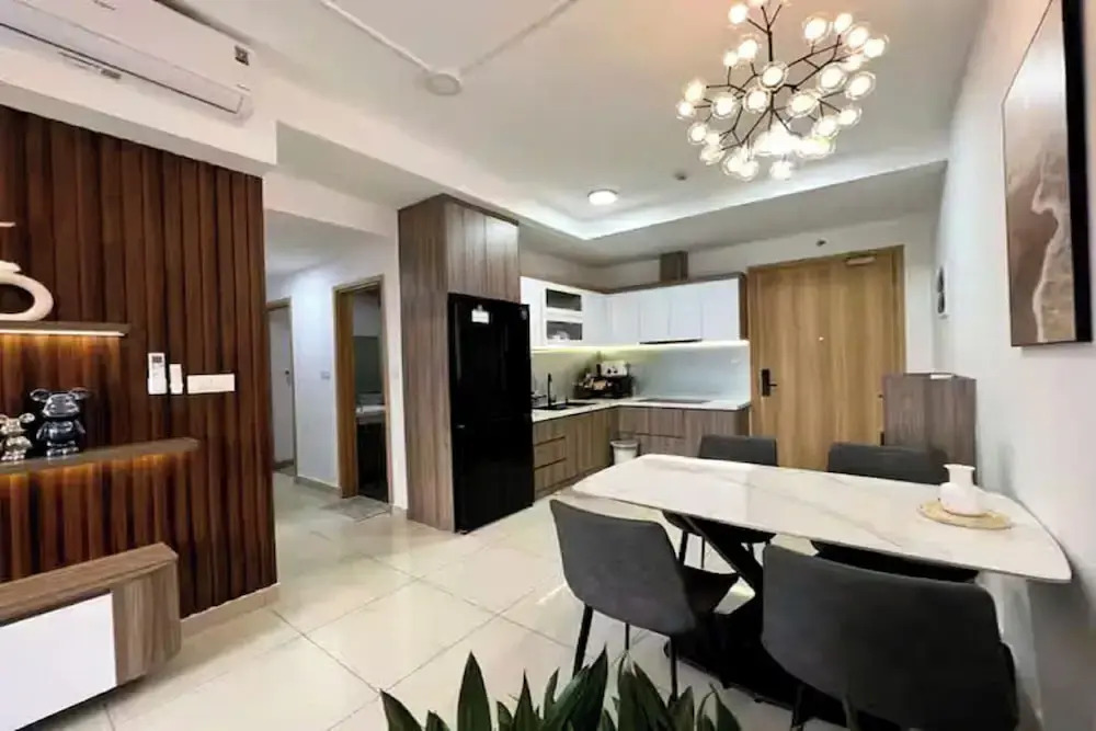 Sai Gon Airport The Prince Residence