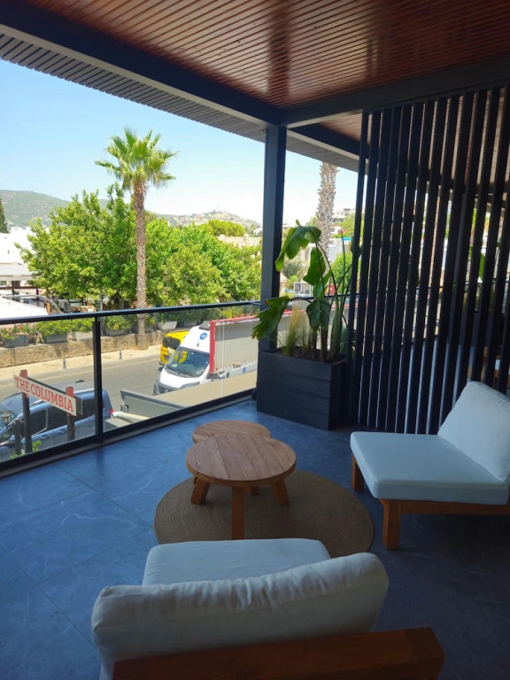 Maye Residence