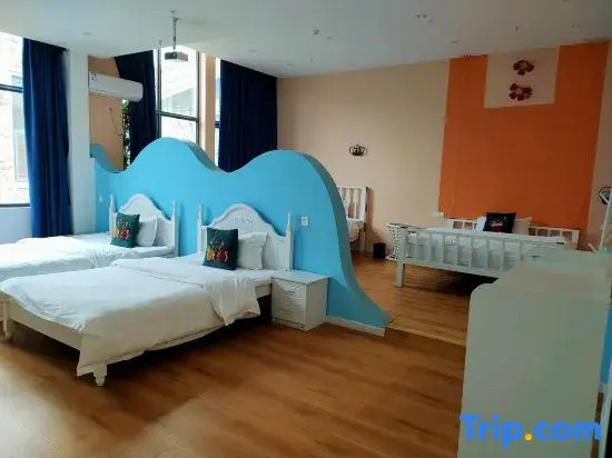 Silin Homestay (Leshan High-speed Railway Shihao Plaza)