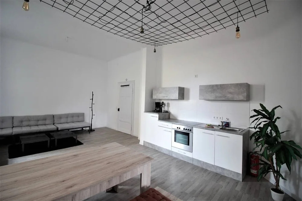 Geräumiger Altbau für große Gruppen