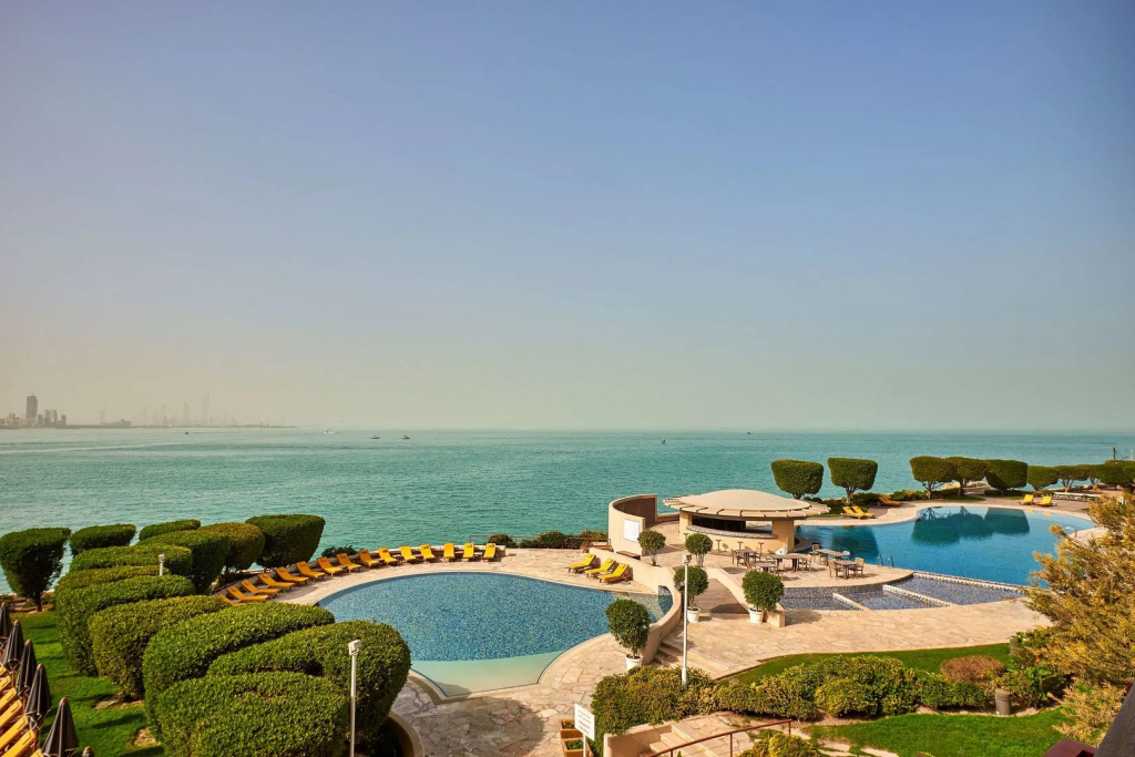 Marina Hotel