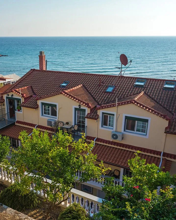 Andretina Sea View Apartments