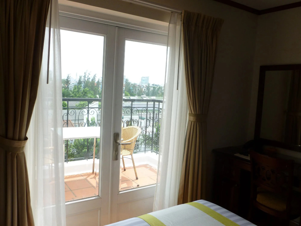 Golden Ant Hotel