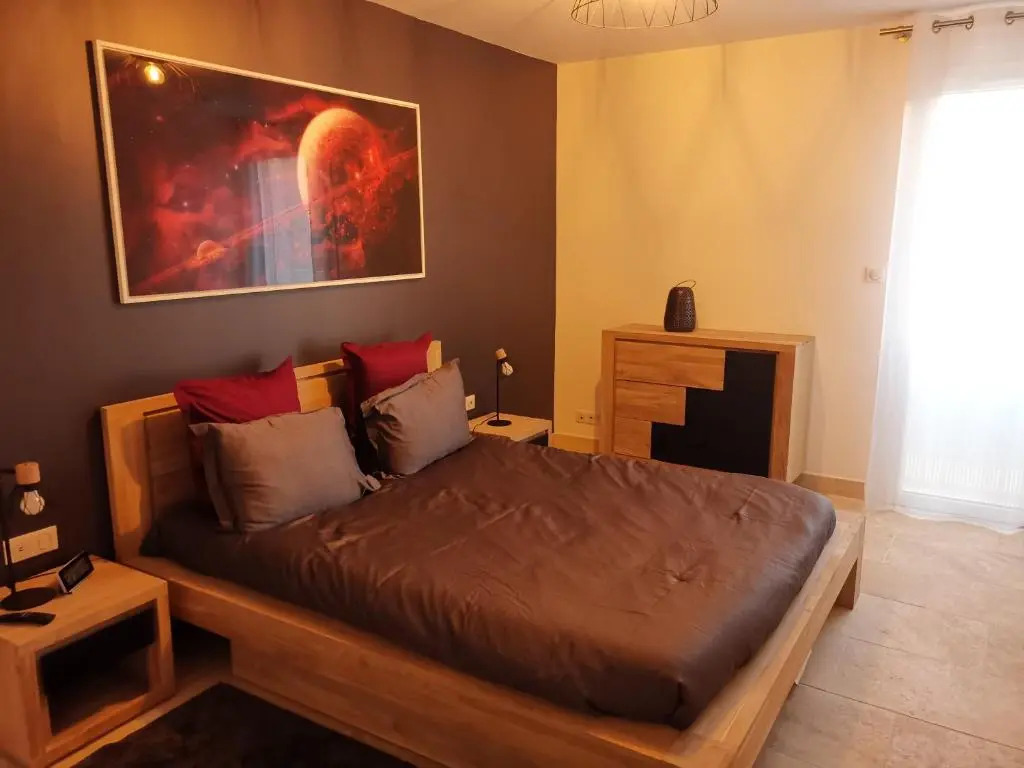 Grand T3 85 M2 Situe a 15 Min a Pied Des Plages