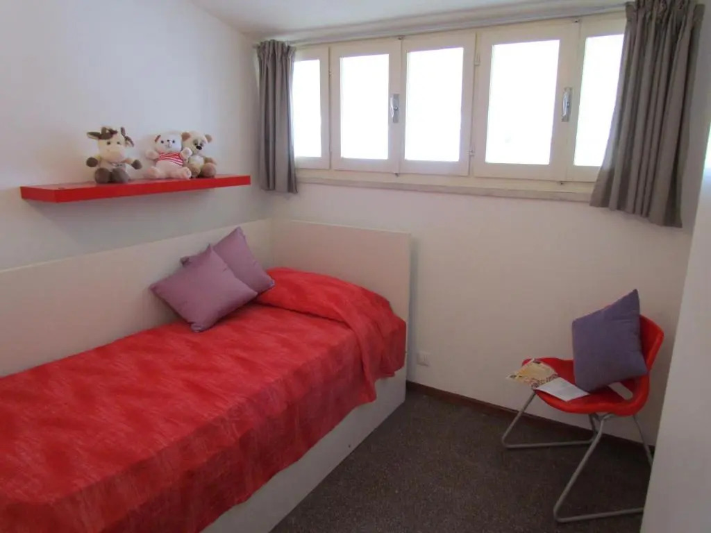 Beautiful Attic with a Large Terrace in a Great Location - Beach Place Included