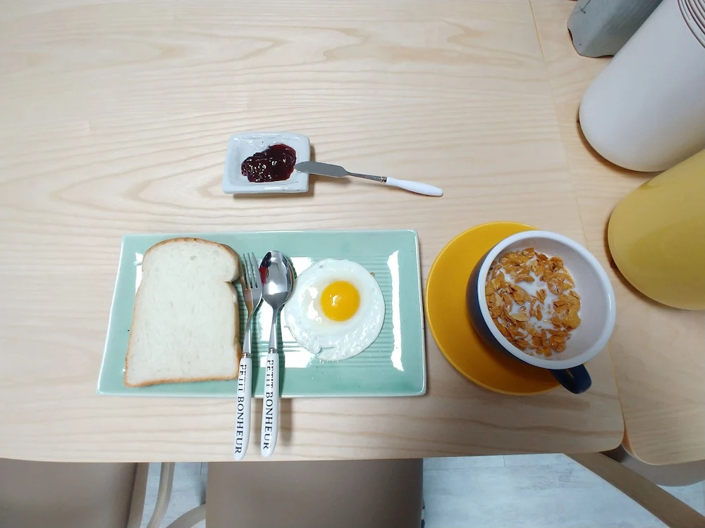 Friends Guesthouse - Hostel