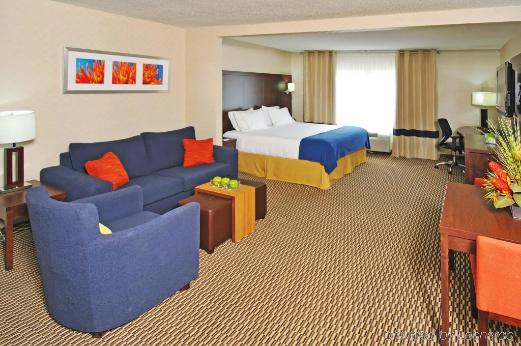 Holiday Inn Express Hotel & Suites Toronto - Markham by IHG