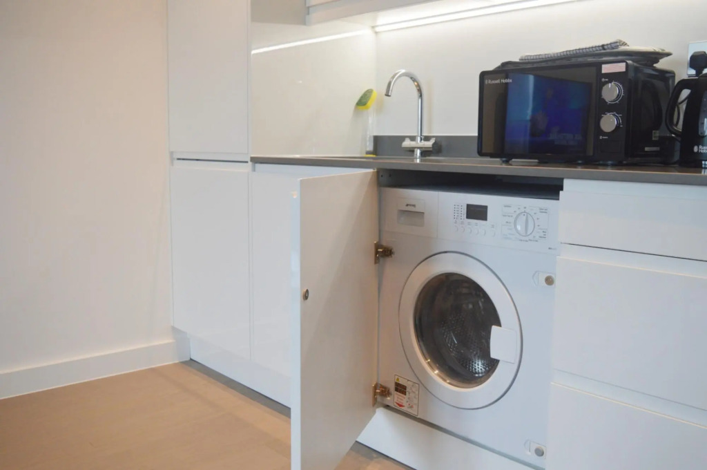St Albans Luxury Apartment , 5 mins Walk to the Station - 18mins to Central London, Free WiFi &