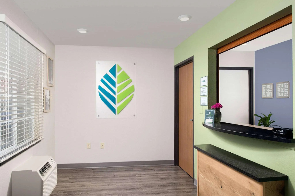 WoodSpring Suites Oklahoma City Northwest
