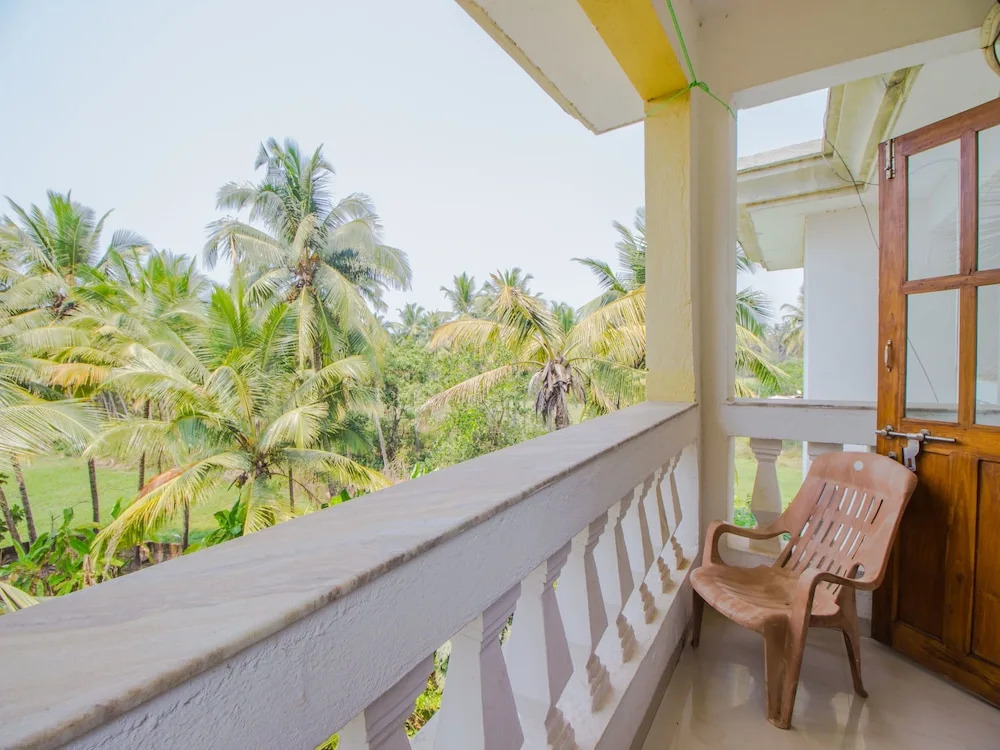 OYO 12036 Home with Pool 1BHK Varca