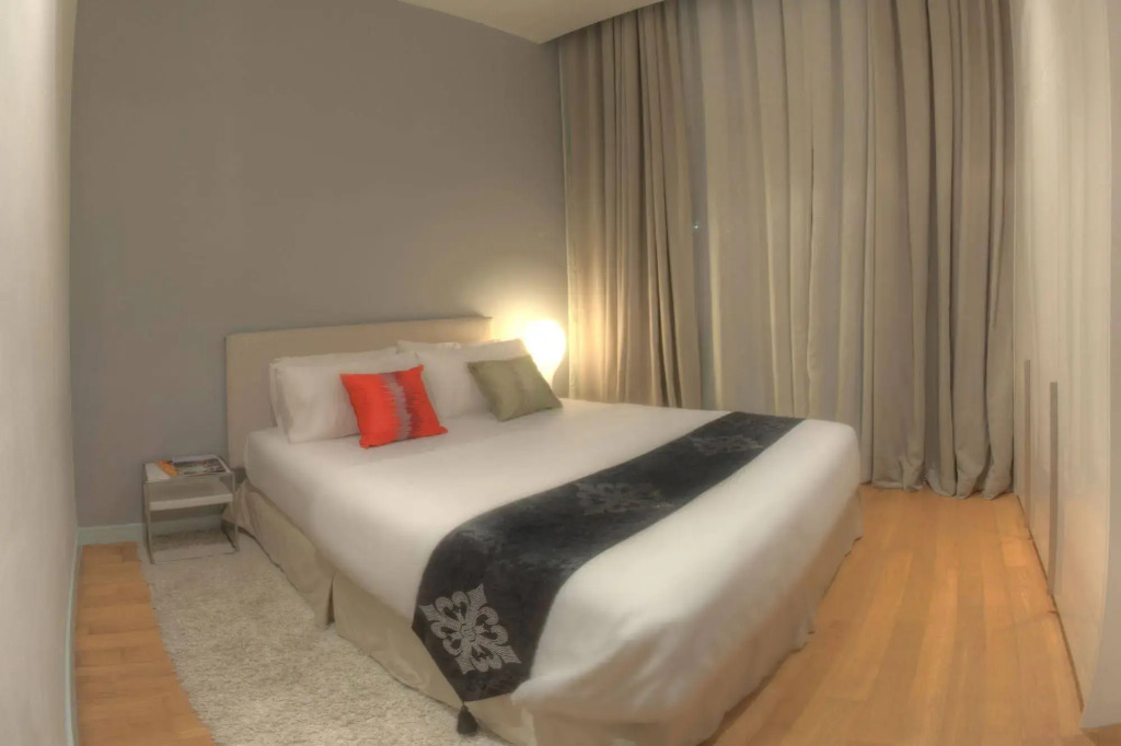 Golden Triangle Suites by Mondo