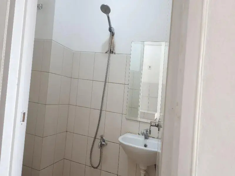 Hotel O Tower Mahakam serviced apartment Riverview Jababeka Ruko 30-26