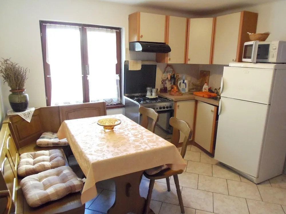 Apartment With 2 Bedrooms in Medulin, With Wonderful sea View, Enclosed Garden and Wifi - 900 m From the Beach
