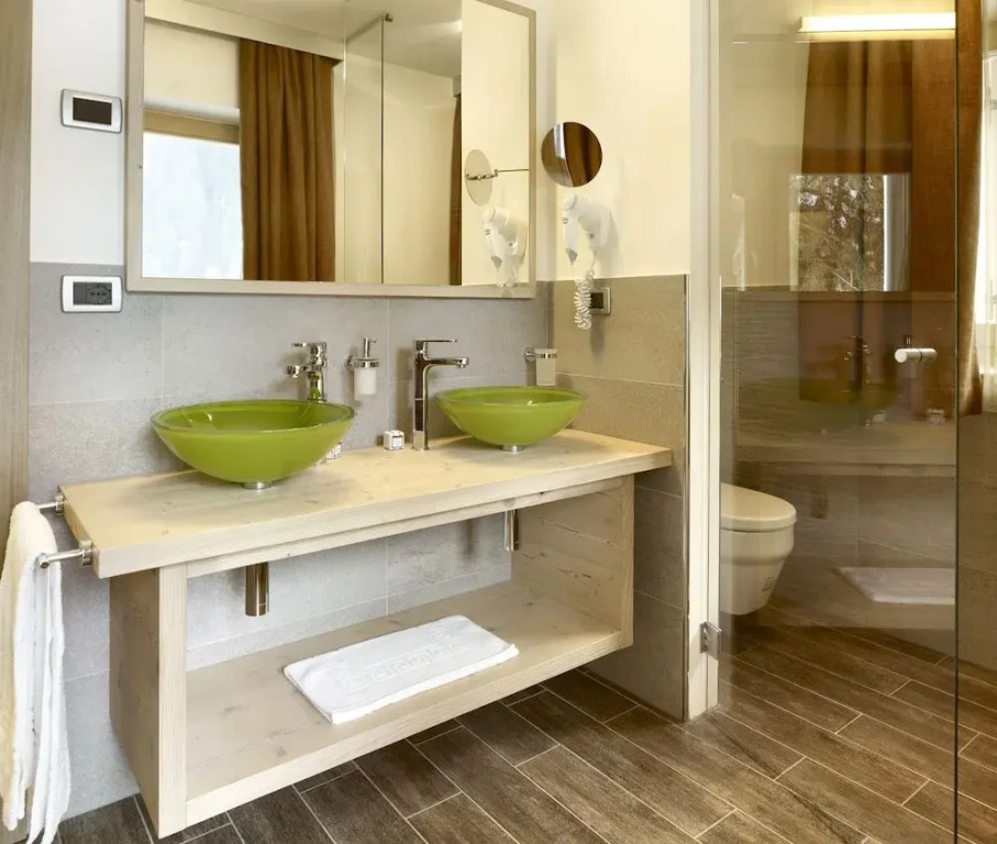 Color Home Suite Apartments
