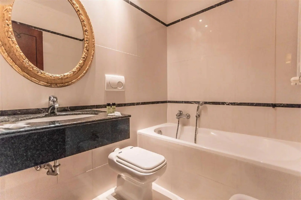 Raeli Hotel Noto