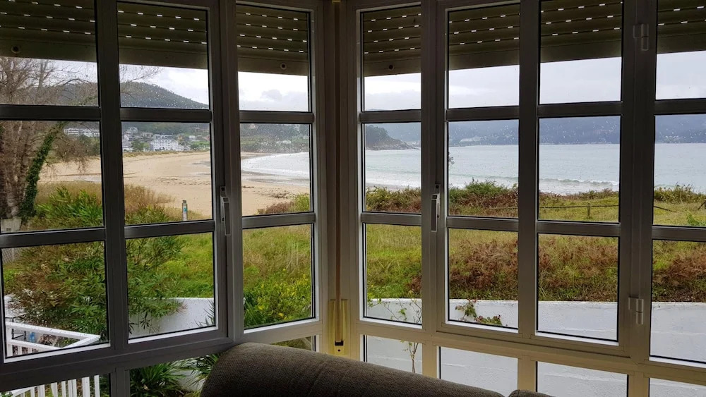 House With 3 Bedrooms in Viveiro, With Wonderful sea View, Balcony and Wifi