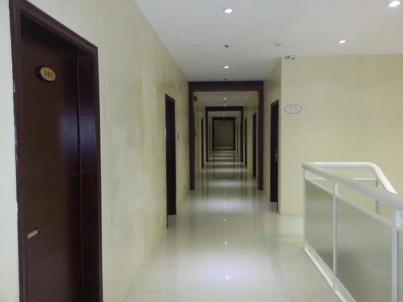 Parkway Hotel