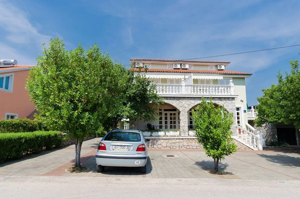 Apartments Katica