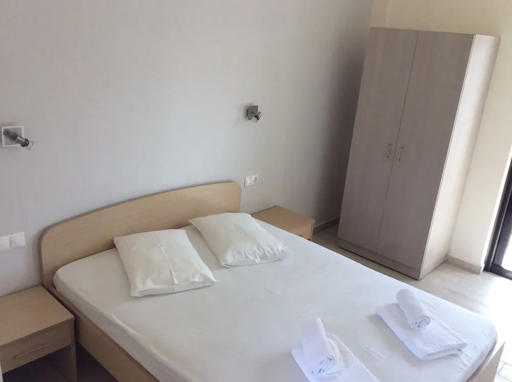 Elena Rooms