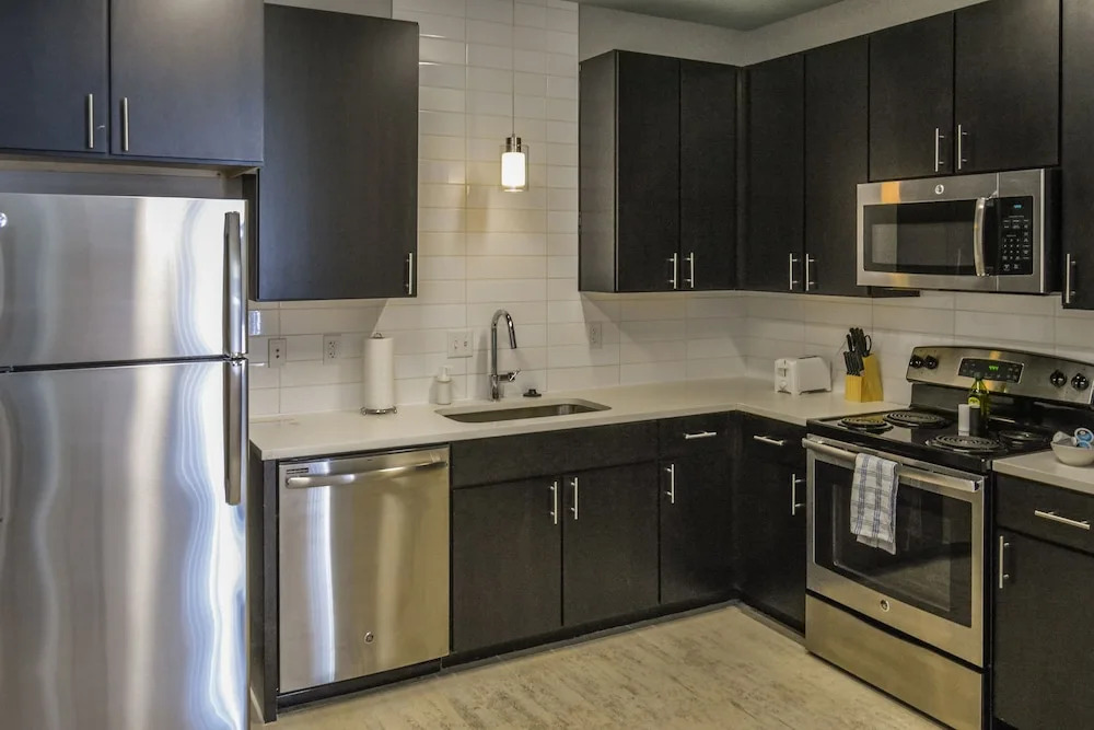 1 BR Apt in Garment Dist by Frontdesk