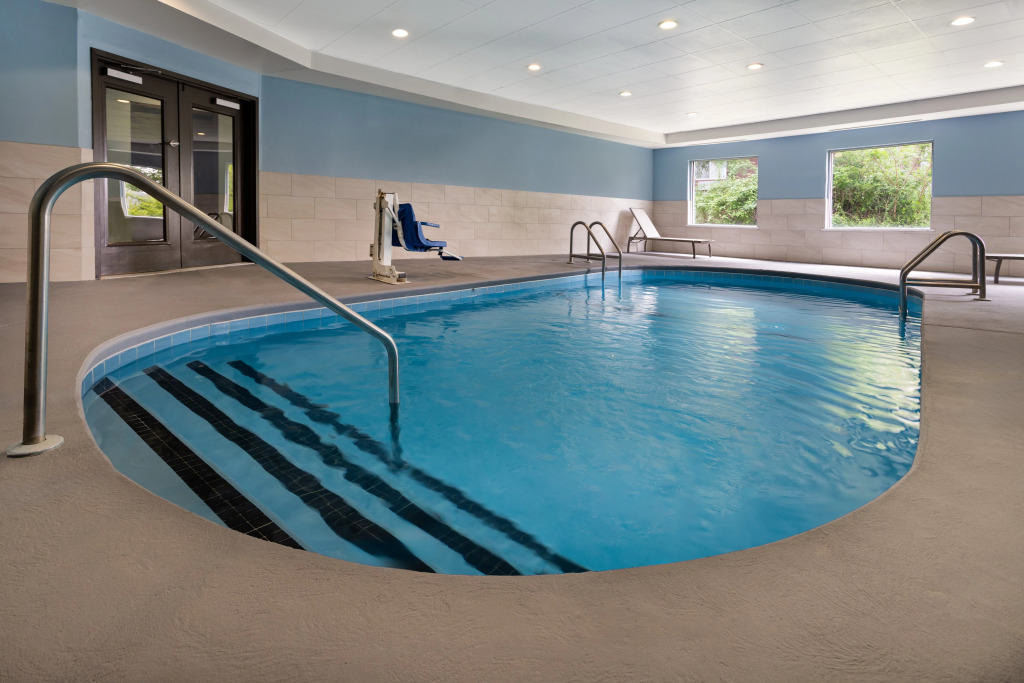 Holiday Inn Express & Suites Meriden by IHG