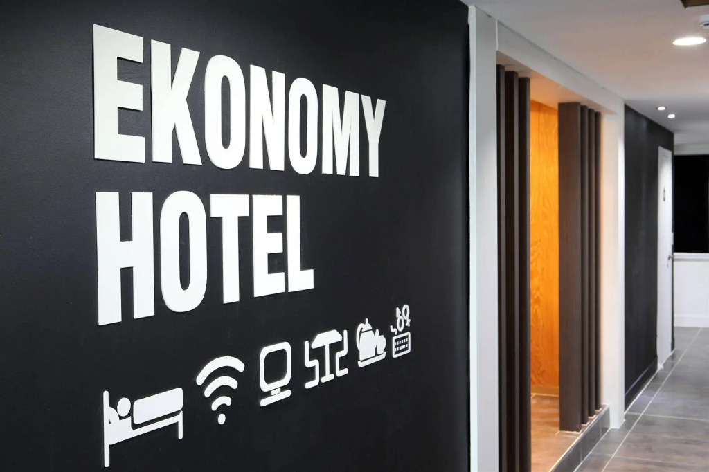 Ekonomy Hotel