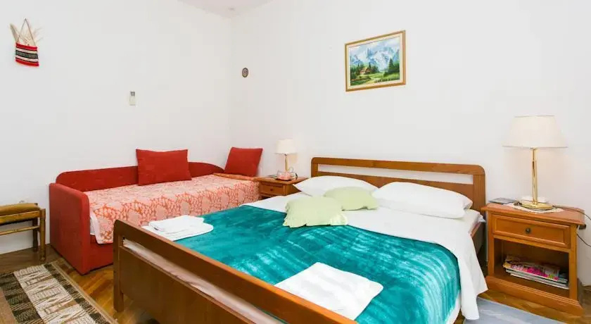 Rooms Ivan