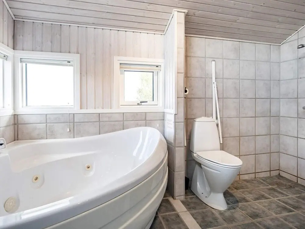 8 Person Holiday Home in Frorup-by Traum