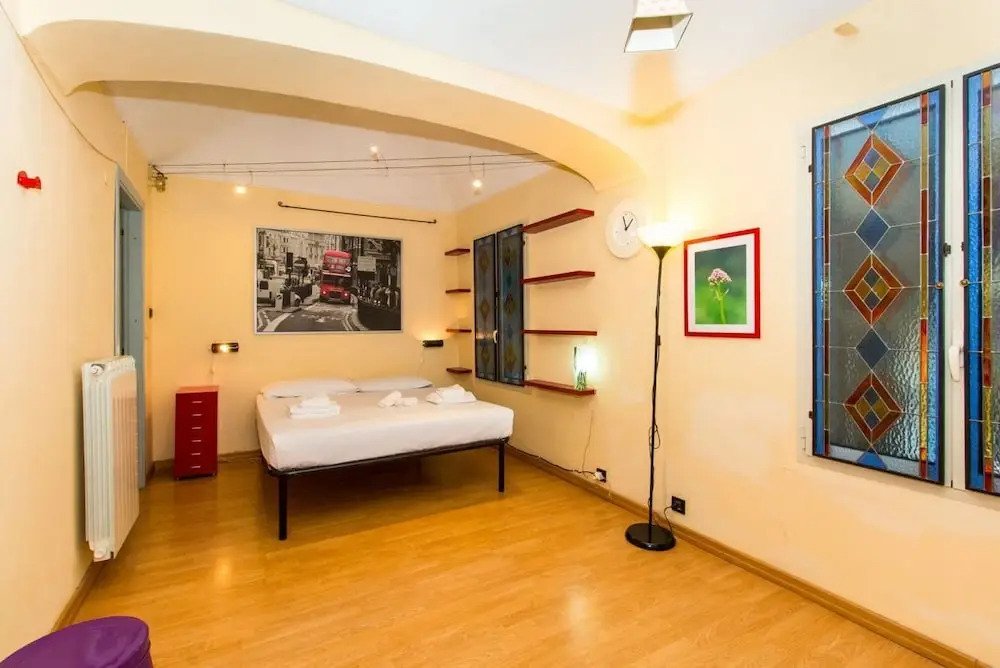 Porta Nuova Central Flat with Balcony