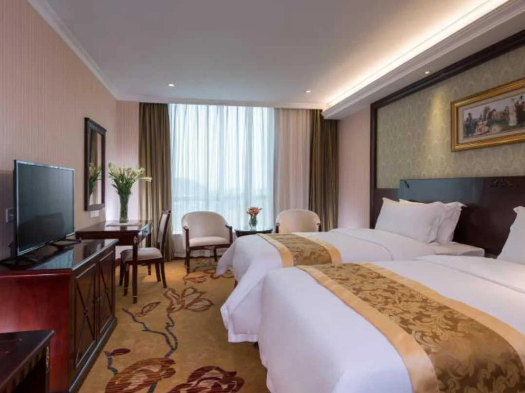 Viennahotel Dongguan Fenggang Yongsheng Street