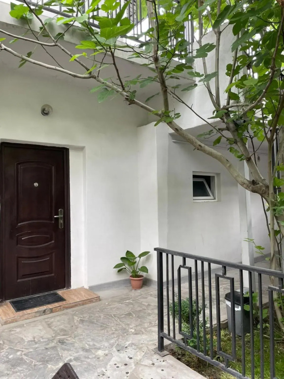 SM Apartment 1