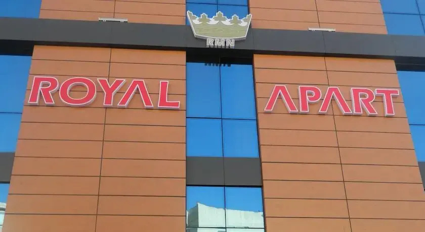 Royal Aparts