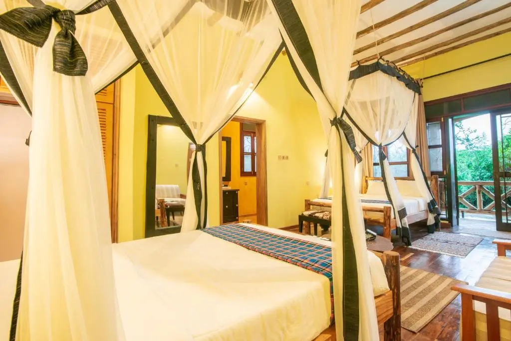 Buffalo Safari Lodge
