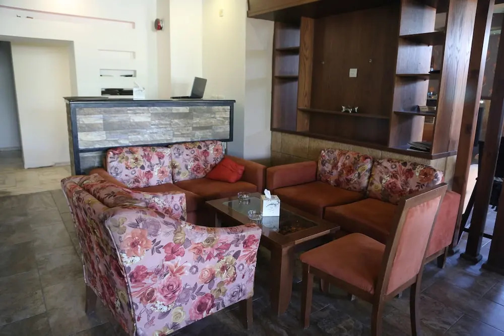 Rozana Hotel