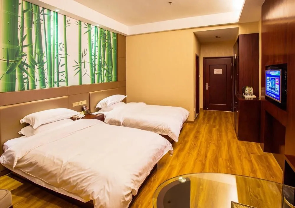 Anji Pinguan Hotel