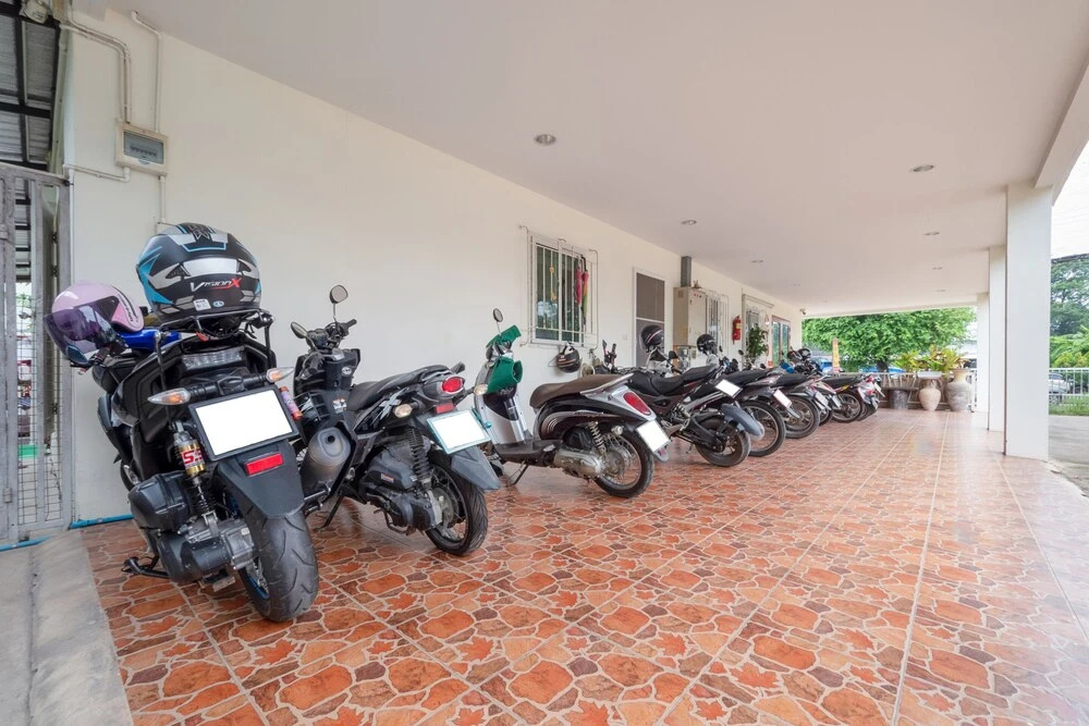 OYO 1069 Baan Nong Moo Apartment