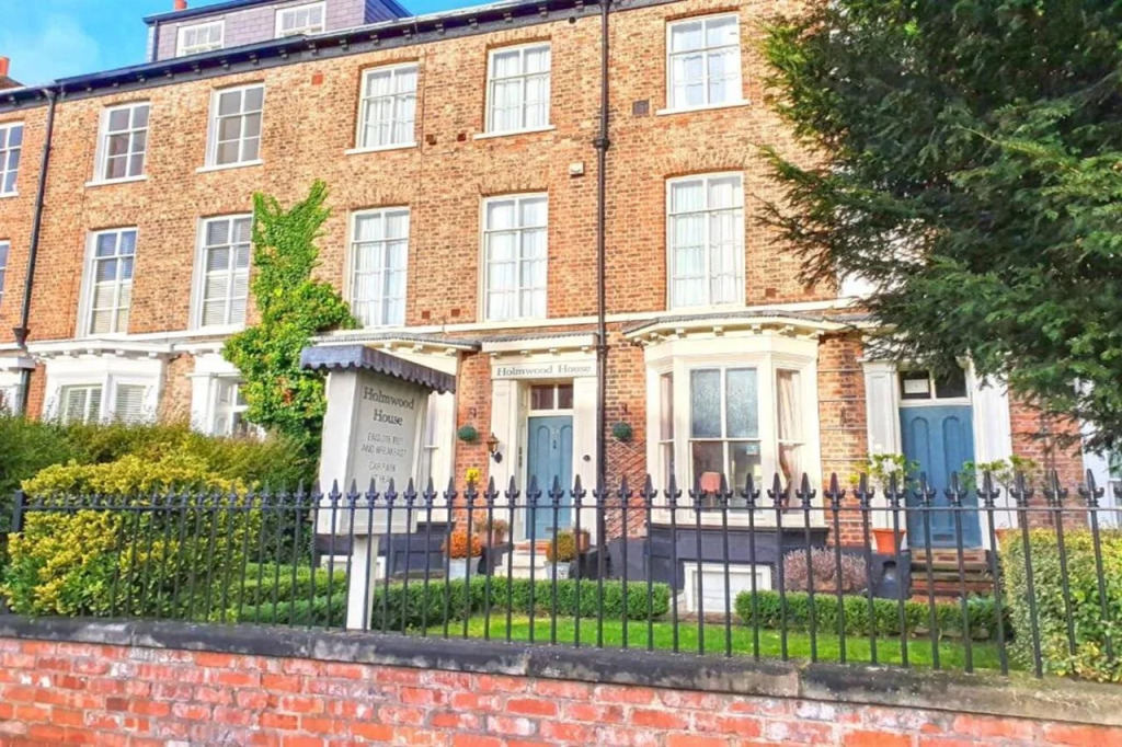 Holmwood House Guest Accommodation