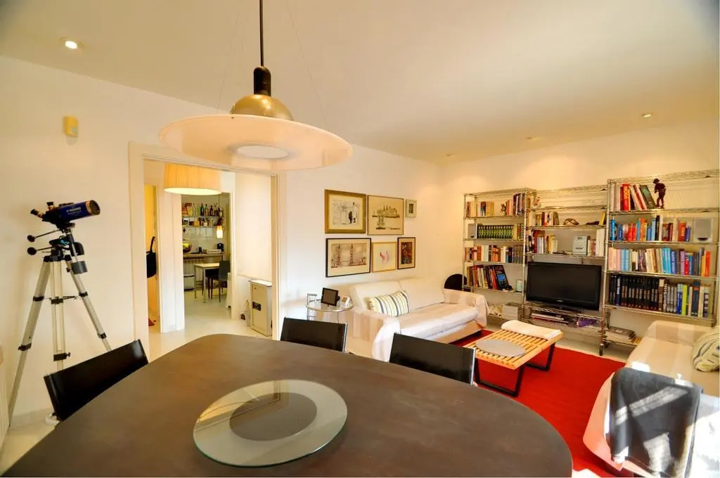 Renovated old town-house