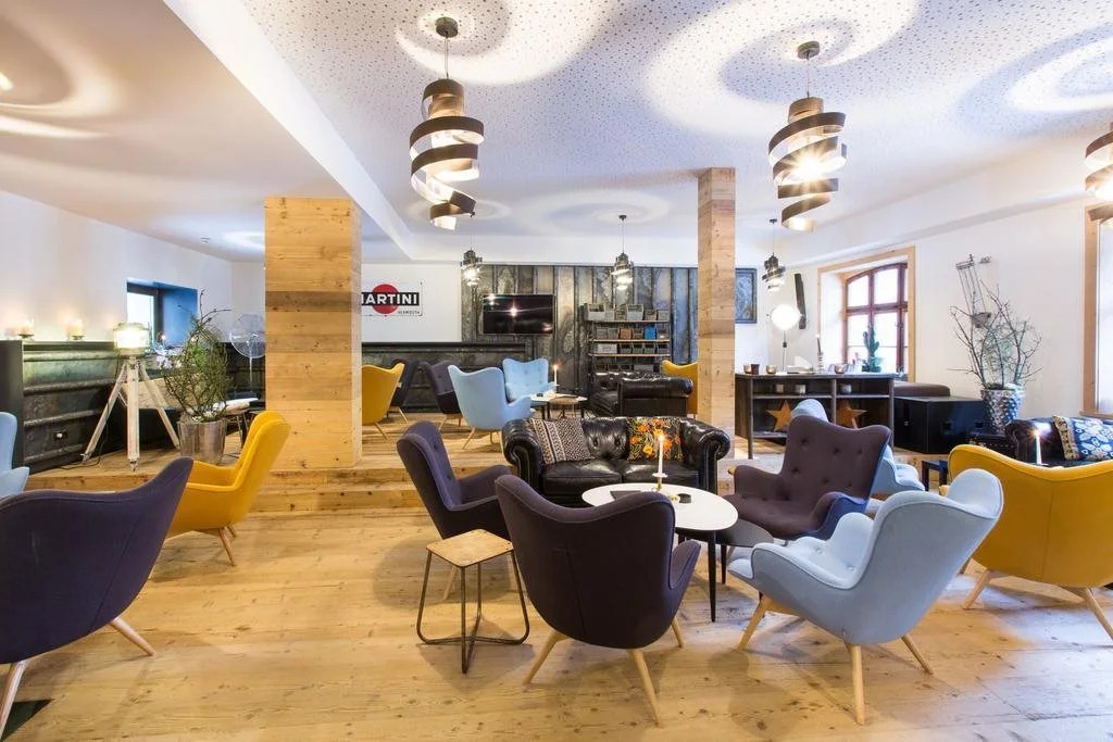 Raffls Tyrol Hotel