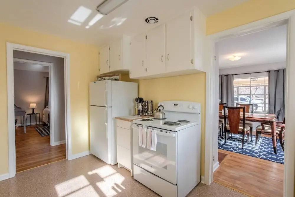 4 Bedroom Mountain View with Firepit & Ping Pong