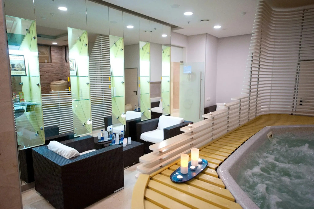 Опера Отель - The Leading Hotels of the World