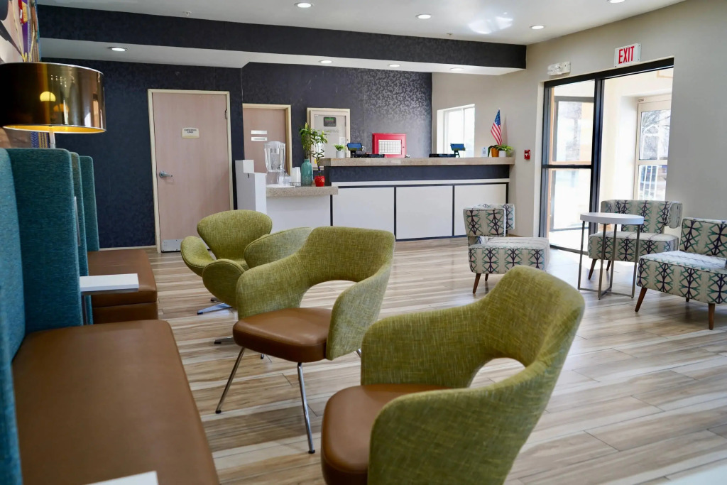 Clarion Pointe Fairborn near Wright Patterson AFB