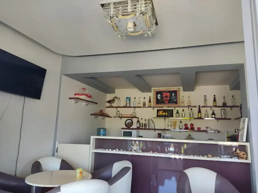 Esmeralda Hotel & Restaurant