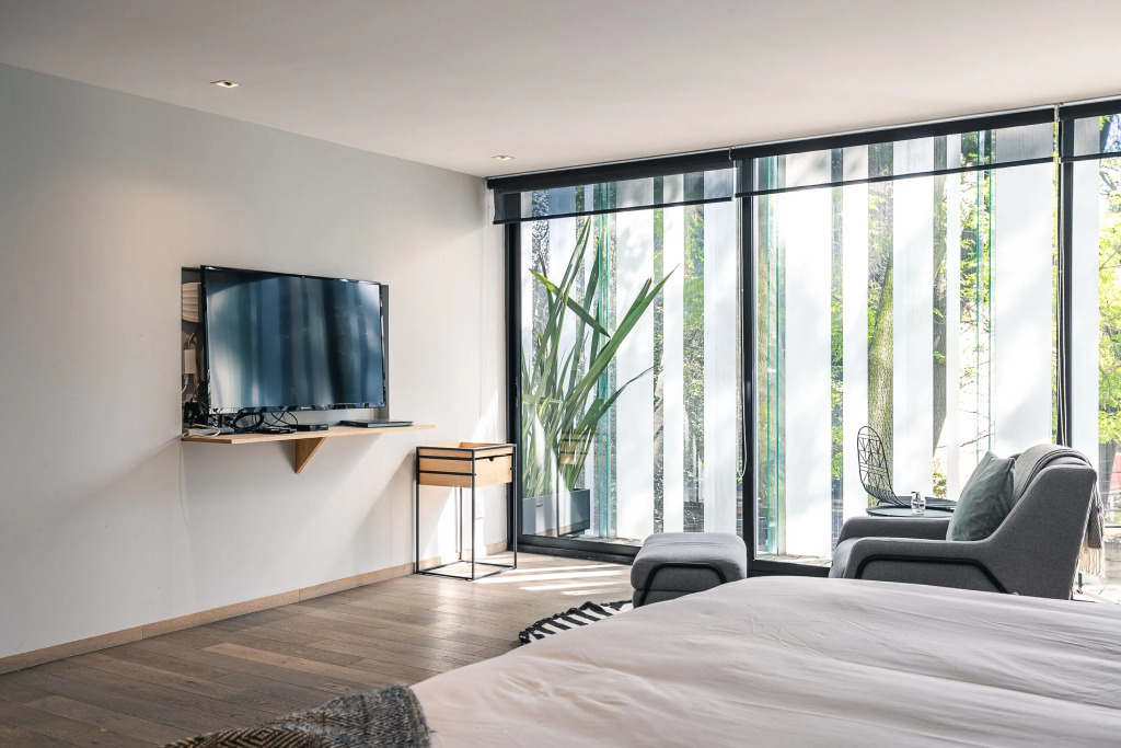Casai Luxury Designer Apt in the Best Location
