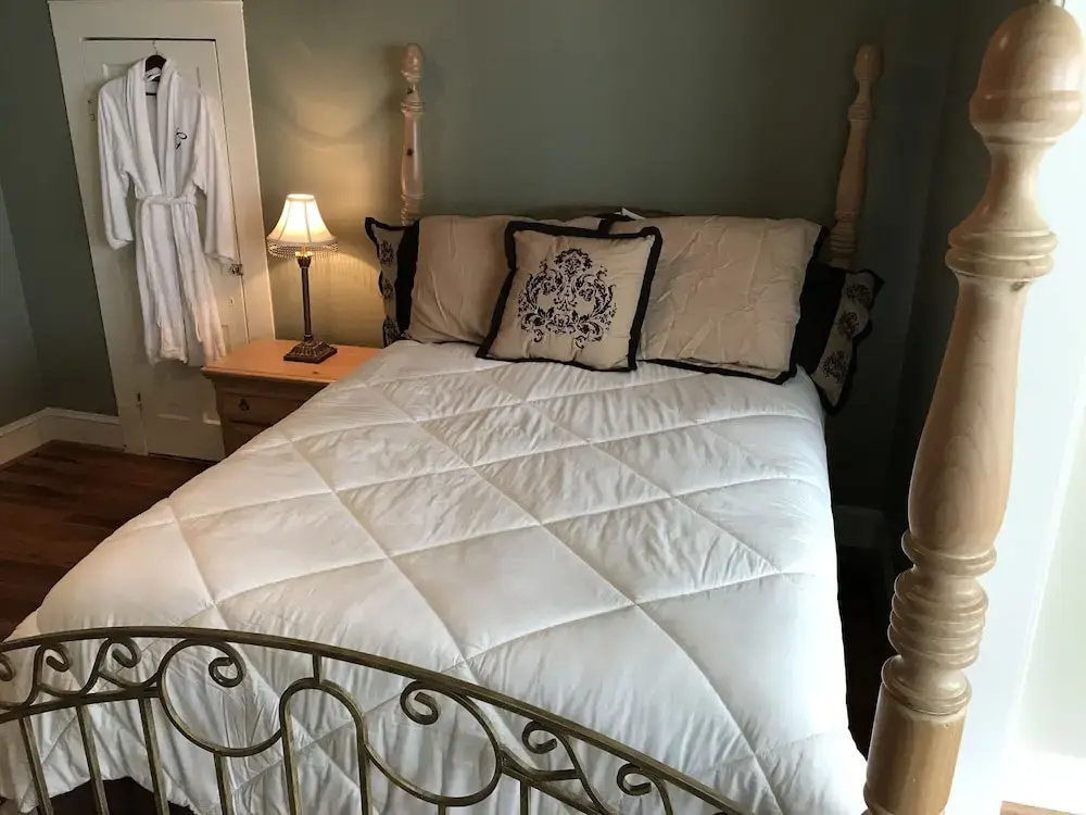 The Groome Inn