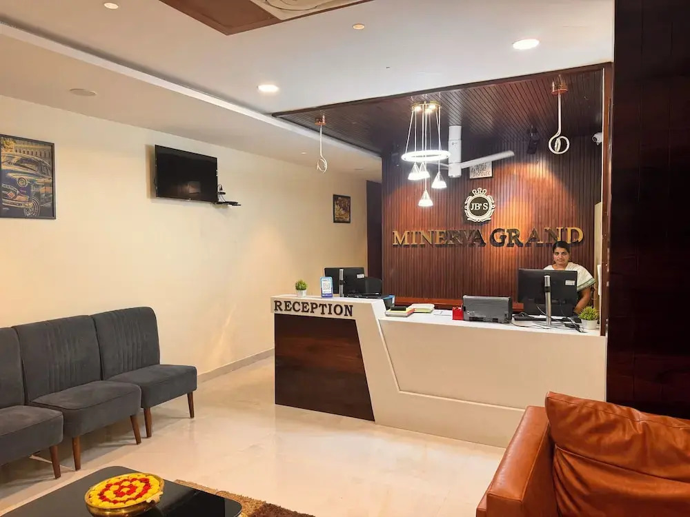 HOTEL JBS Minerva Grand