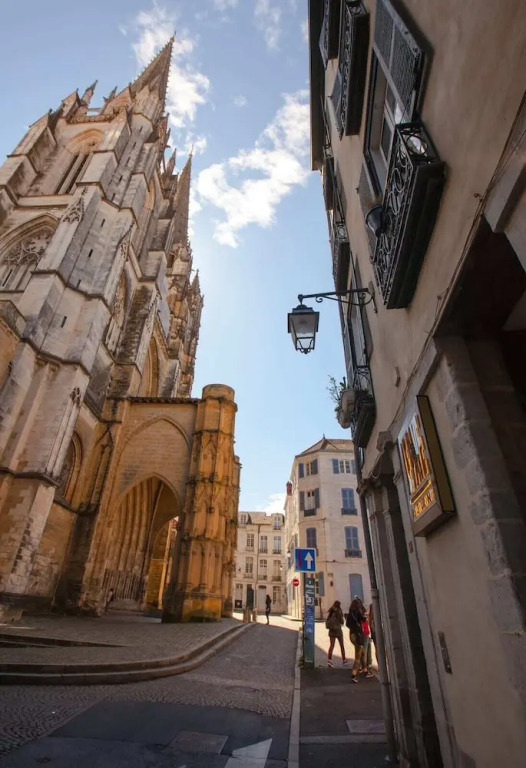 Comfortable Apartment for 4 People - Heart of Bayonne